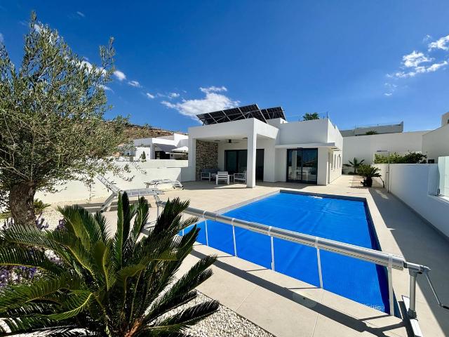 Casa chalet en Venta en Benijófar