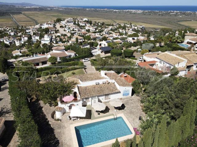 Casa chalet en Venta en Benimeli