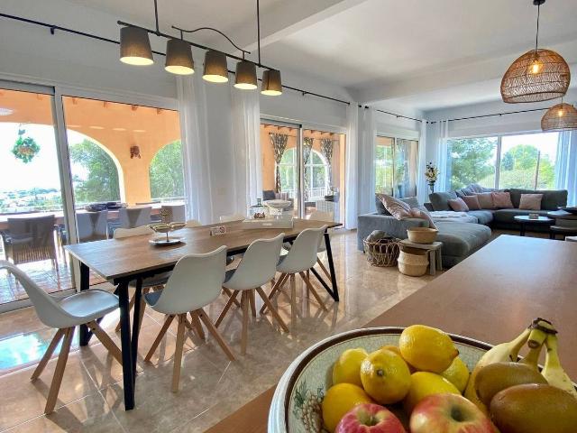 Casa chalet en Venta en La Fustera