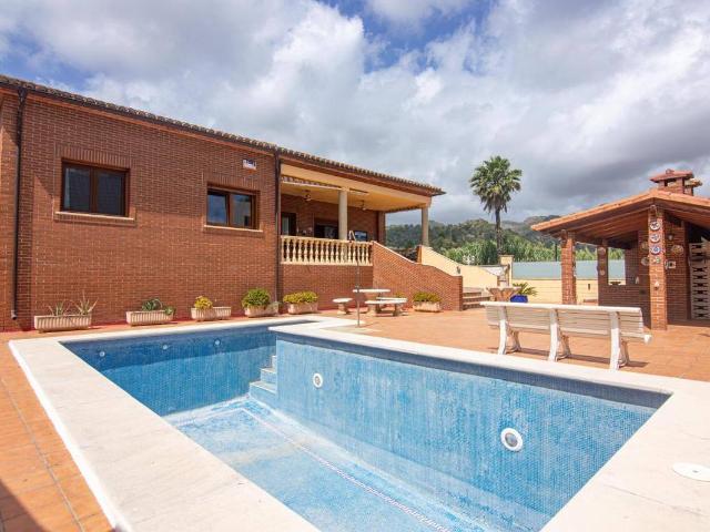 Casa chalet en Venta en Benirredrà