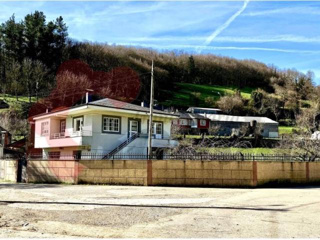Casa chalet en Venta en Becerreá
