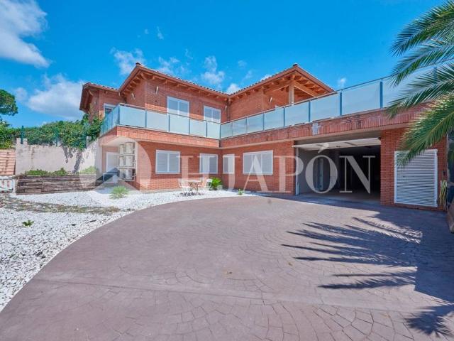 Casa chalet en Venta en Bell Aire