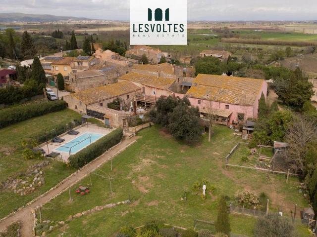 Casa chalet en Venta en Bellcaire d'Empordà