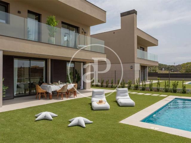 Casa chalet en Venta en Bellcaire d'Empordà