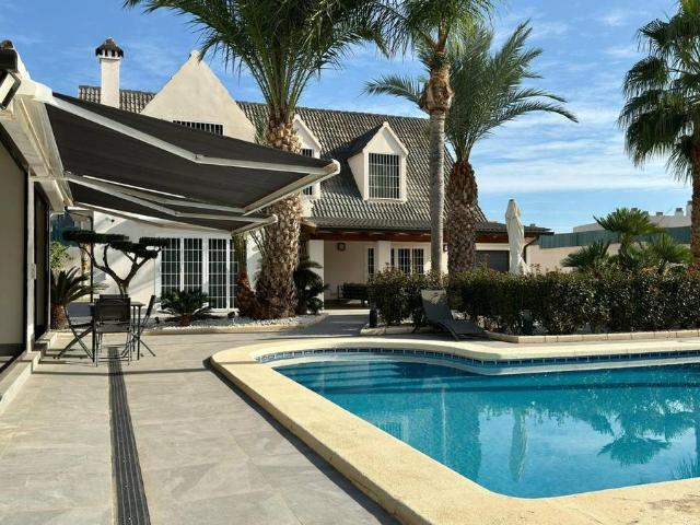 Casa chalet en Venta en Bellavista Capiscol Frank Espinós