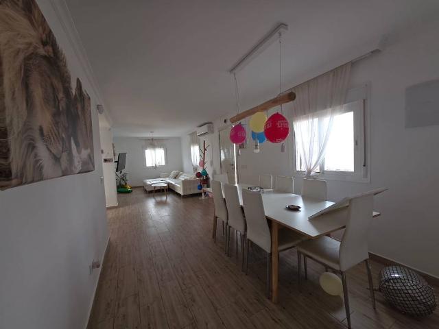 Casa chalet en Venta en Bello Horizonte Lindasol