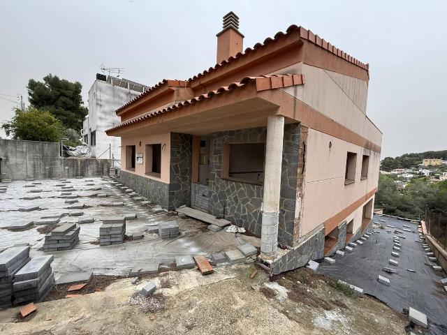 Casa chalet en Venta en Bellvei