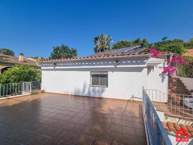 Casa chalet en Venta en Bellvei