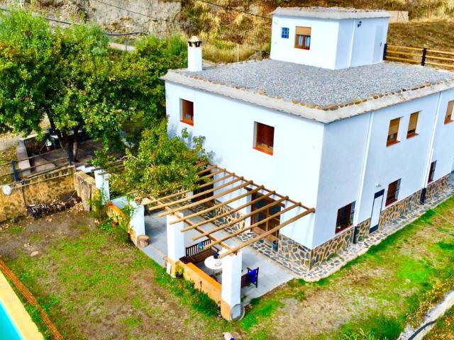 Casa chalet en Venta en Bérchules