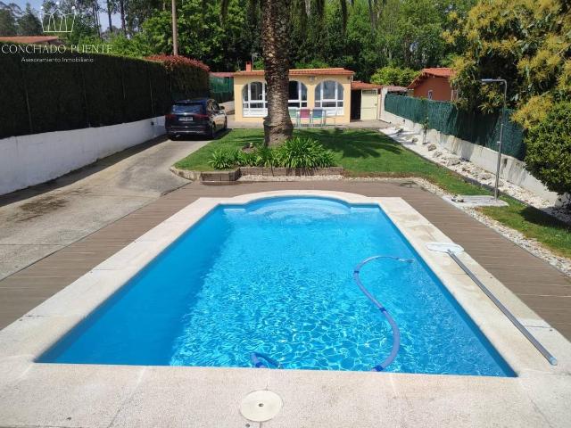 Casa chalet en Venta en Bergondo