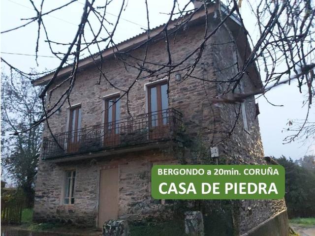Casa chalet en Venta en Bergondo