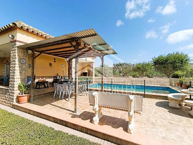 Casa chalet en Venta en Berja