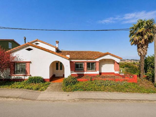 Casa chalet en Venta en Betanzos