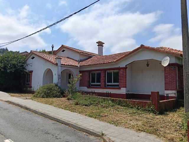 Casa chalet en Venta en Betanzos