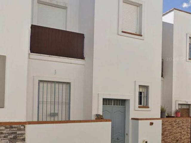 Casa chalet en Venta en Bonares