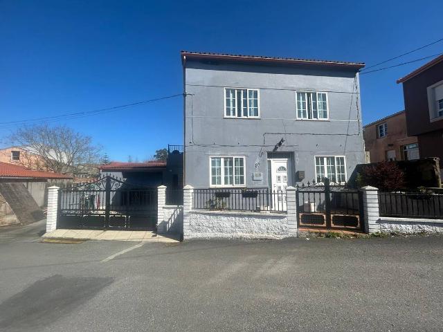 Casa chalet en Venta en Boiro