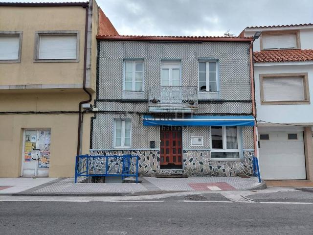 Casa chalet en Venta en Boiro