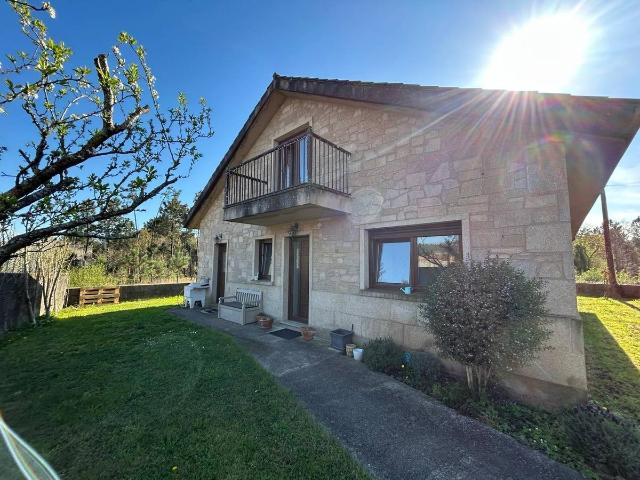 Casa chalet en Venta en Boiro