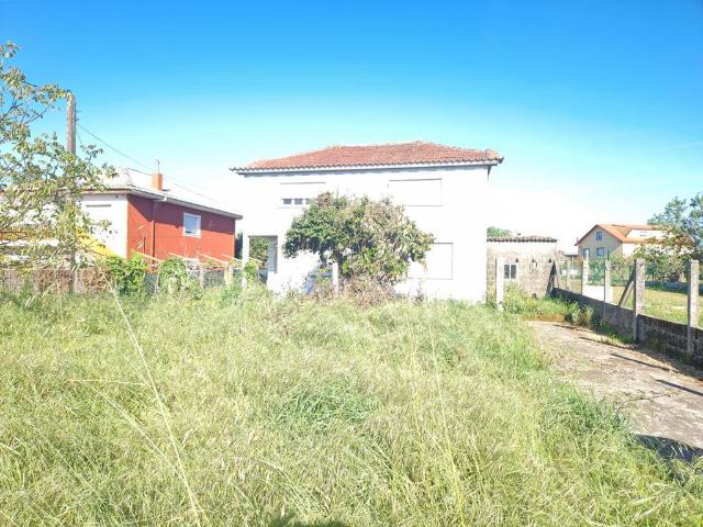Casa chalet en Venta en Boiro