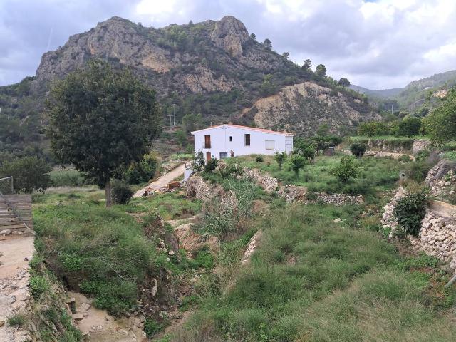 Casa chalet en Venta en Bolulla