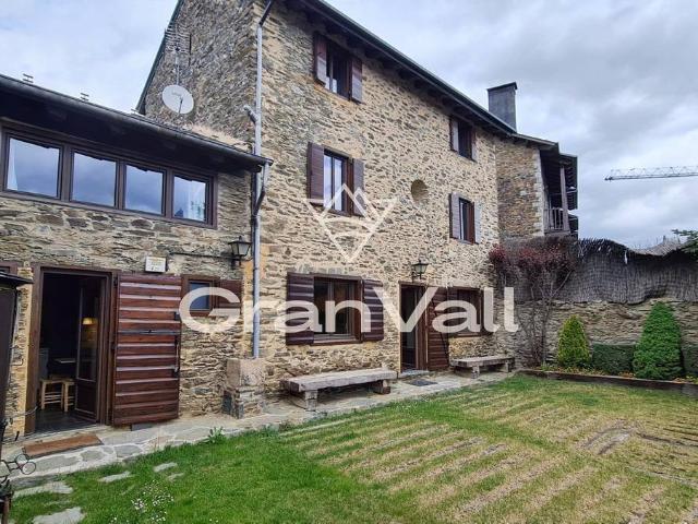 Casa chalet en Venta en Bolvir
