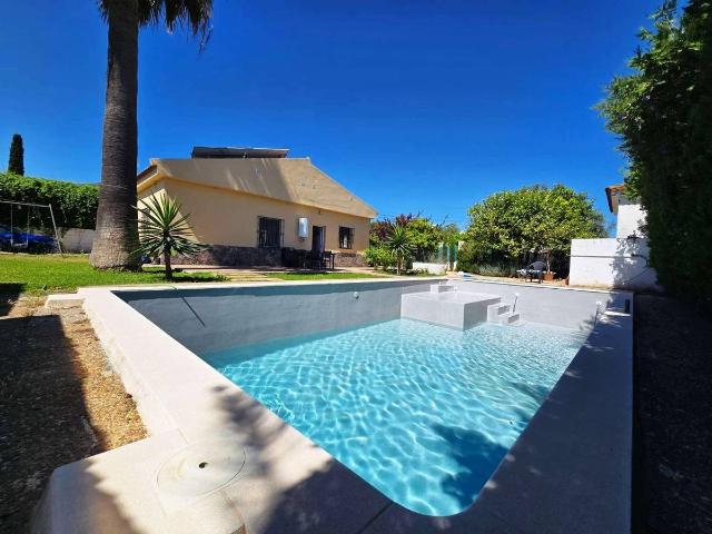 Casa chalet en Venta en Bollullos de la Mitación
