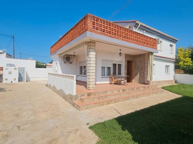 Casa chalet en Venta en Boverals Saldonar