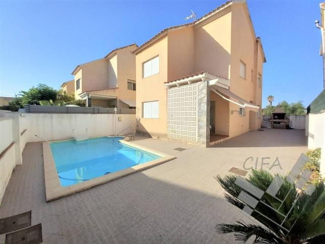 Casa chalet en Venta en Boverals Saldonar