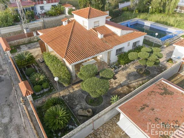 Casa chalet en Venta en Boverals Saldonar
