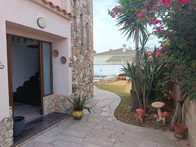 Casa chalet en Venta en Boverals Saldonar