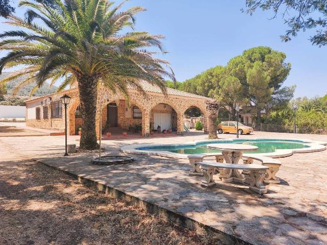 Casa chalet en Venta en Brazatortas