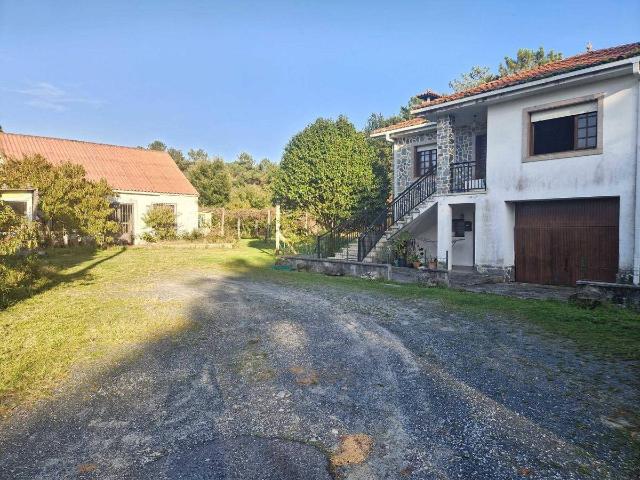 Casa chalet en Venta en Brión
