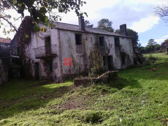 Casa chalet en Venta en Brión