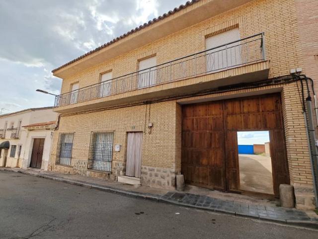 Casa chalet en Venta en Burguillos de Toledo