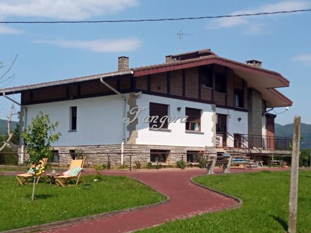 Casa chalet en Venta en Busturia
