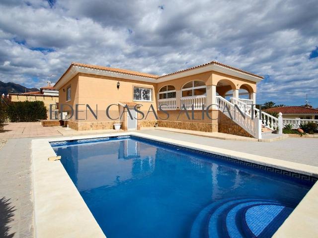Casa chalet en Venta en Busot