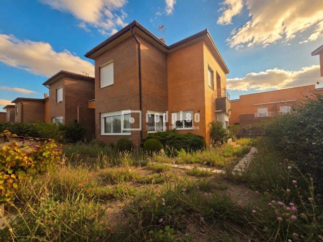 Casa chalet en Venta en Camarena