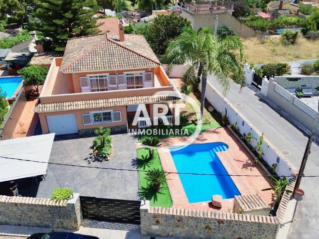 Casa chalet en Venta en Camí de Paterna Lloma del Calderer