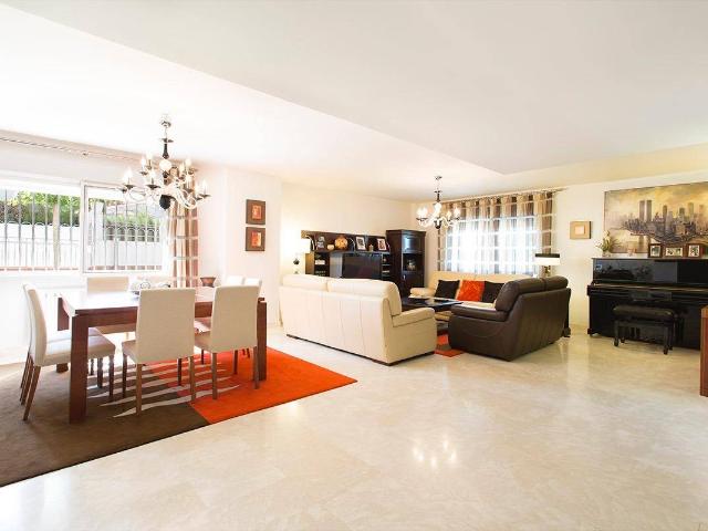 Casa chalet en Venta en Camino de los Neveros Serrallo