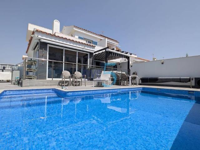Casa chalet en Venta en Campoamor