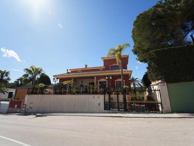 Casa chalet en Venta en Campoamor