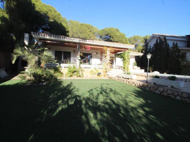 Casa chalet en Venta en Campoamor