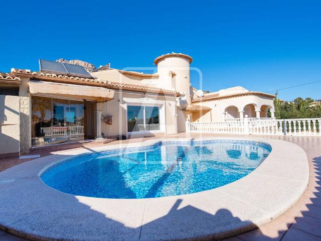 Casa chalet en Venta en Canuta