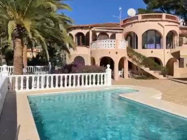 Casa chalet en Venta en Canuta
