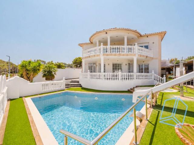 Casa chalet en Venta en Canyelles