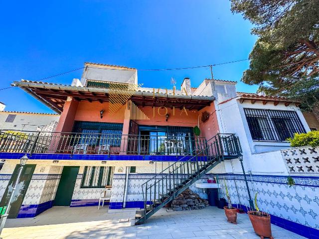 Casa chalet en Venta en Canyelles