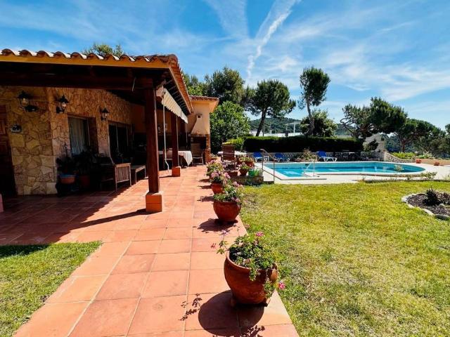 Casa chalet en Venta en Canyelles