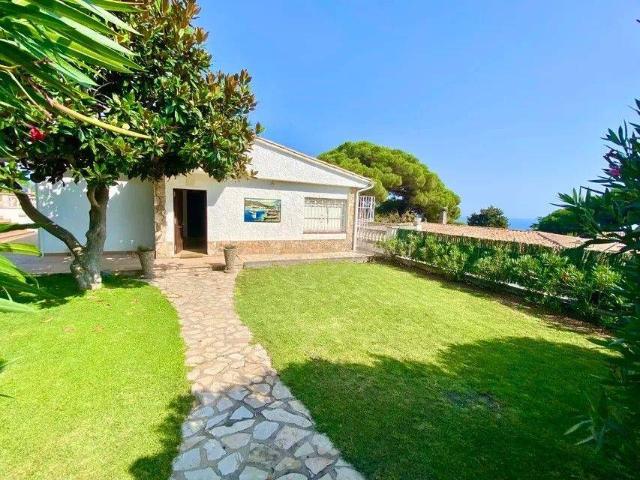Casa chalet en Venta en Canyelles
