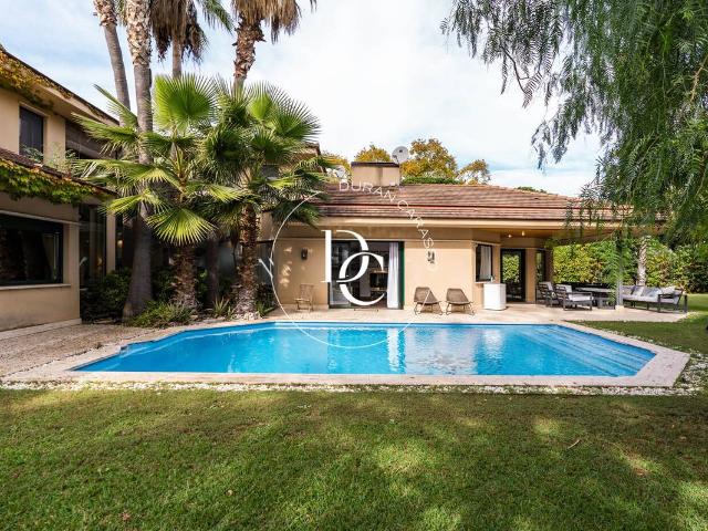 Casa chalet en Venta en Can Girona Terramar Vinyet