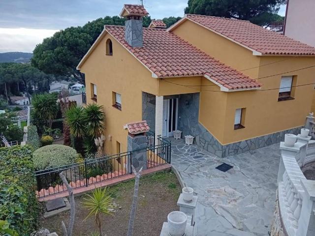 Casa chalet en Venta en Can Massuet del Far